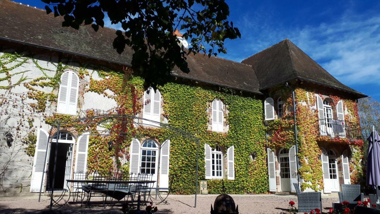 לינה וארוחת בוקר Montbeugny Le Domaine Du Mijarnier מראה חיצוני תמונה